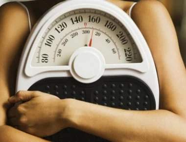 Ιδανικό βάρος: Οι 3 βασικές μέθοδοι υπολογισμού (βίντεο)